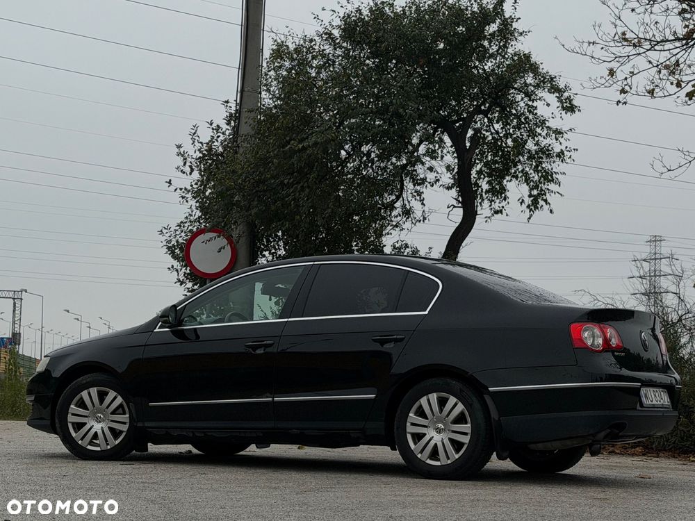 Volkswagen Passat 2.0 TDI Highline - 6