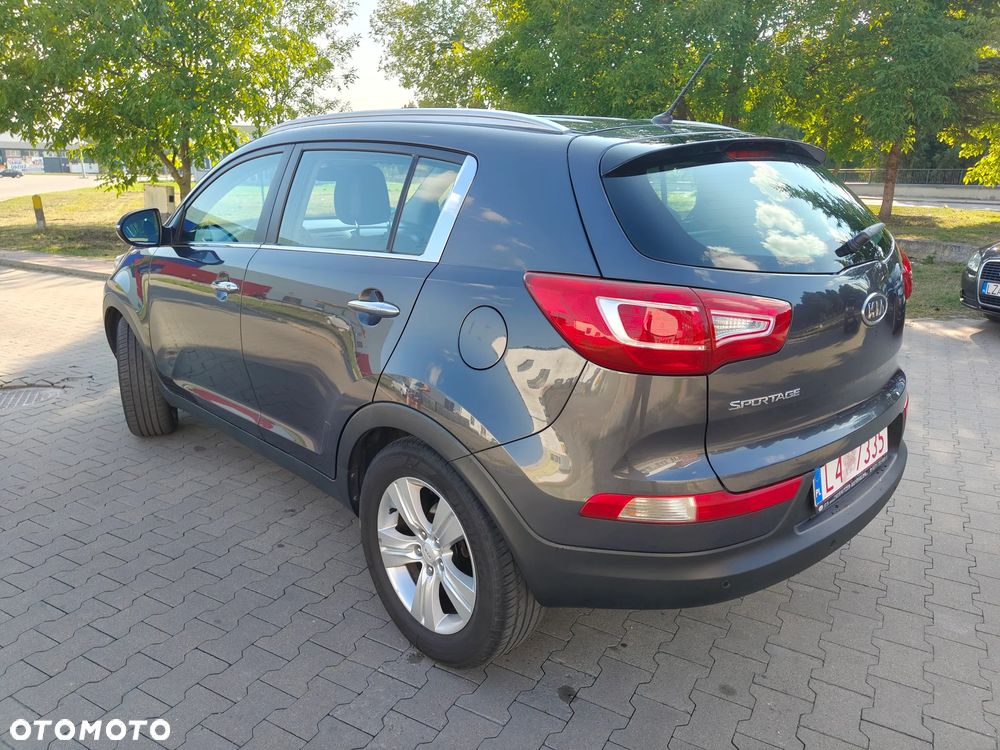 Kia Sportage 2.0 L 2WD - 3