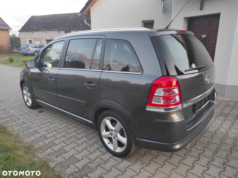Opel Zafira 1.8 Cosmo - 5