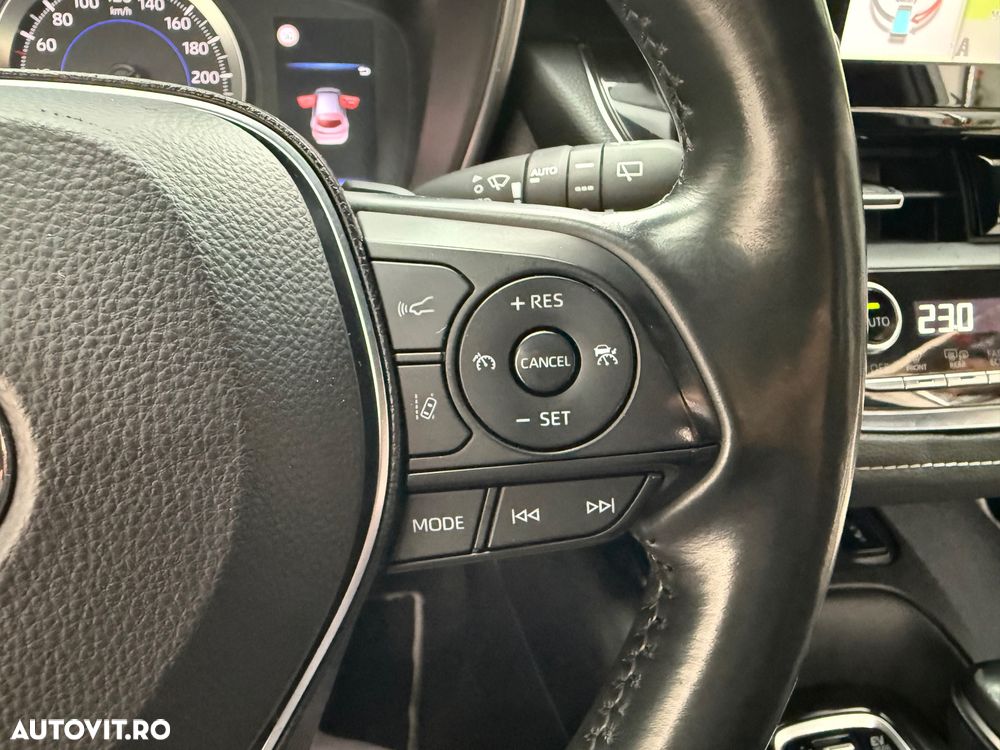 Toyota Corolla 2.0 Hybrid Touring Sports Lounge - 29