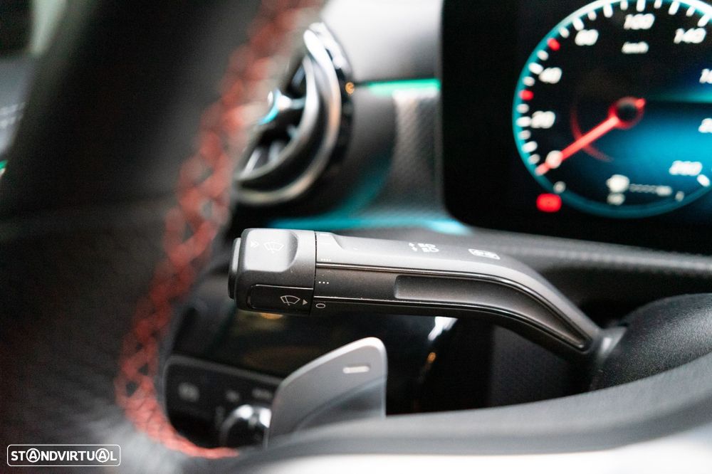 Mercedes-Benz CLA 180 d 7G-DCT AMG Line - 44