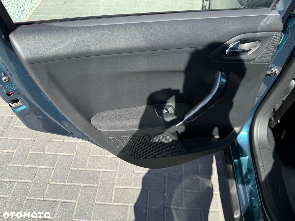 Peugeot 2008 - 32