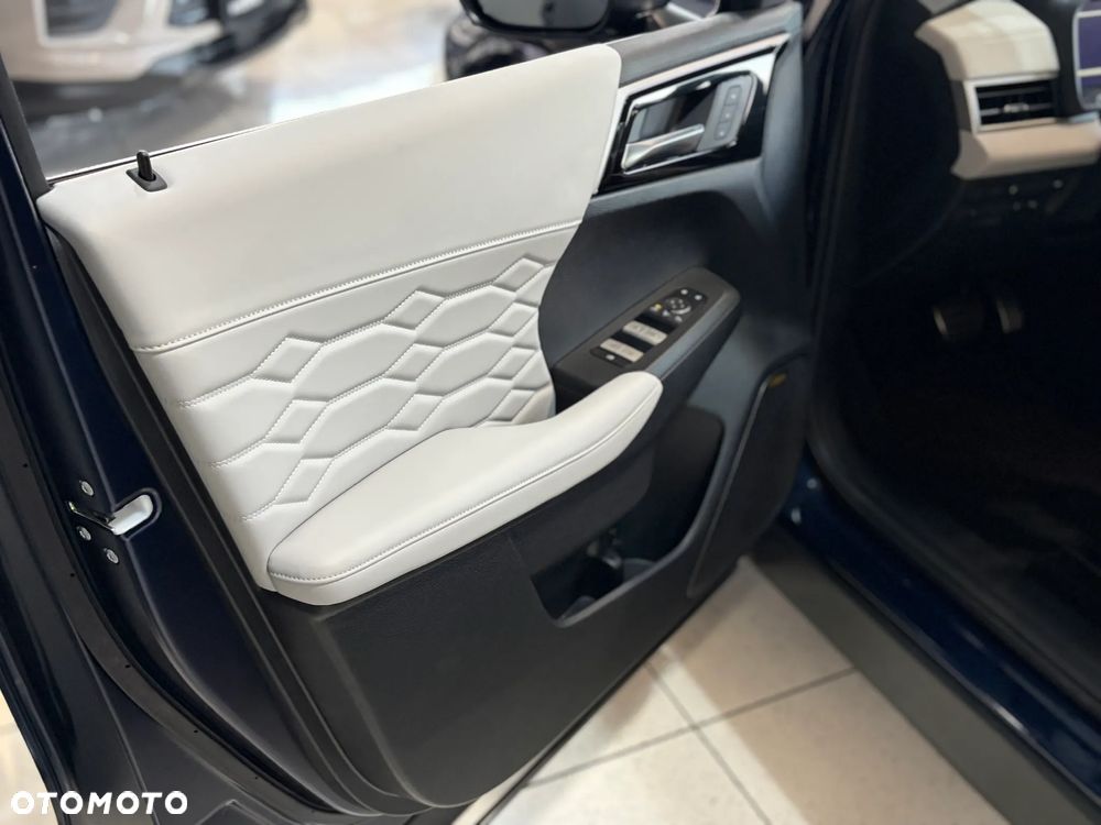 Mitsubishi Outlander Instyle - 30