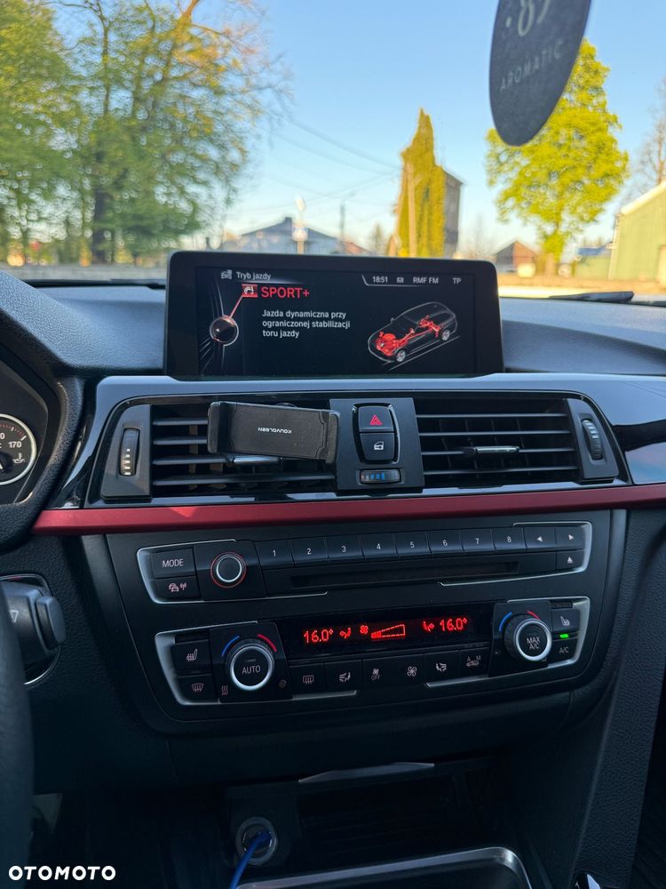 BMW Seria 3 - 26
