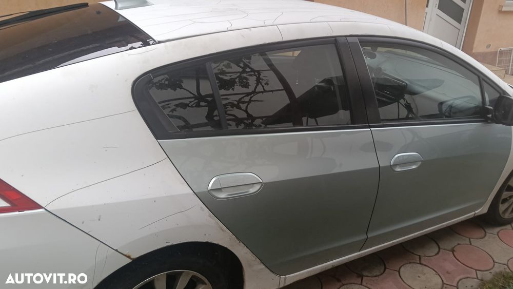 Honda Insight 2012 photo 4