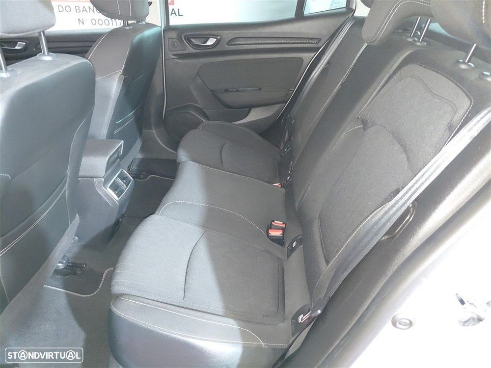 Renault Mégane 1.3 TCe Limited - 27