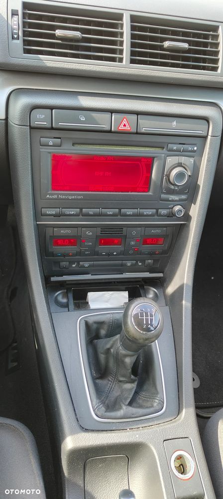 Audi A4 Avant 2.0 TDI DPF - 23