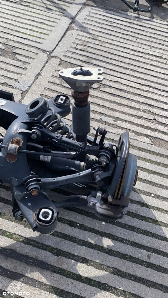 ZAWIESZENIE KOMPLETNE LEWA STRONA Z WAHACZAMI BMW F32 F36 - 3
