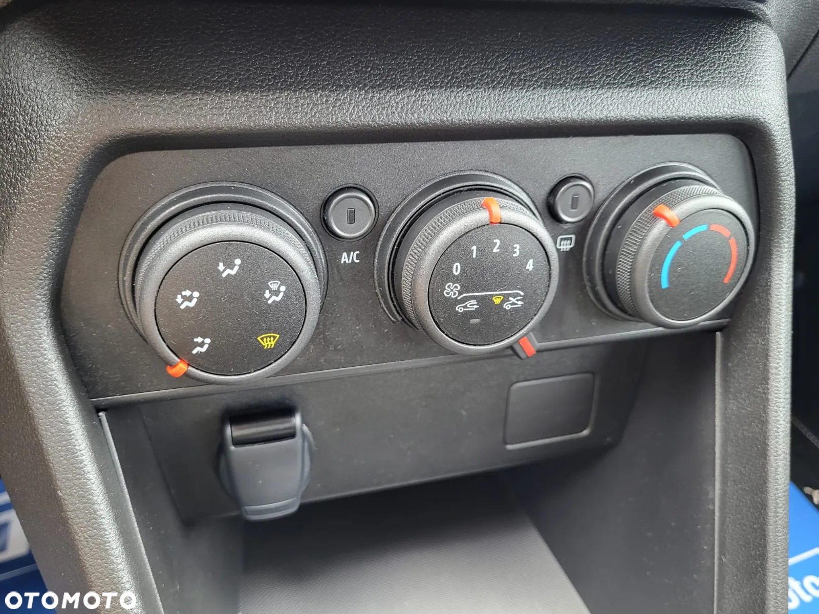Dacia Sandero Stepway 1.0 TCe Expression - 27