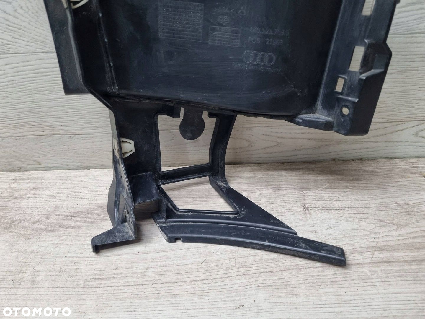 Audi A6 S6 C8 4K 2021 Przód strona lewa Kierownice powietrza - 9