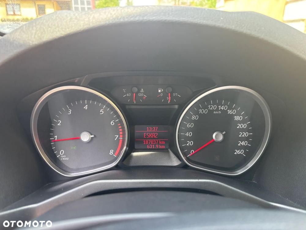 Ford Mondeo 1.6 Ambiente - 13