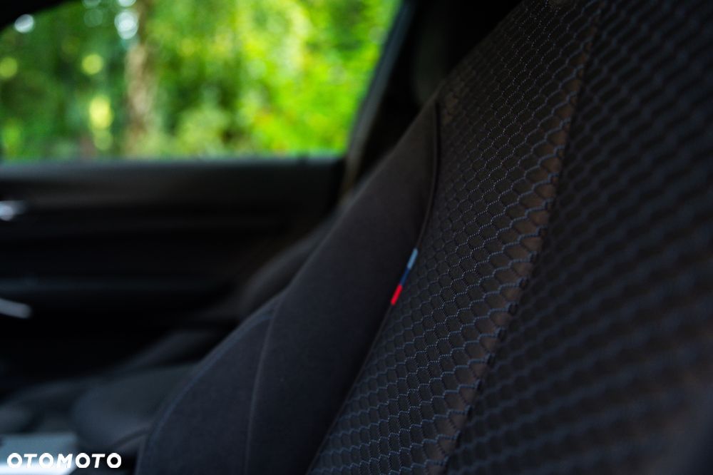 BMW Seria 2 225d M Sport - 13