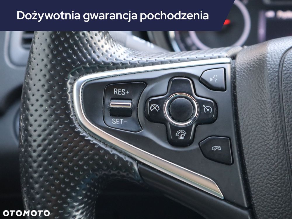 Opel Insignia - 21