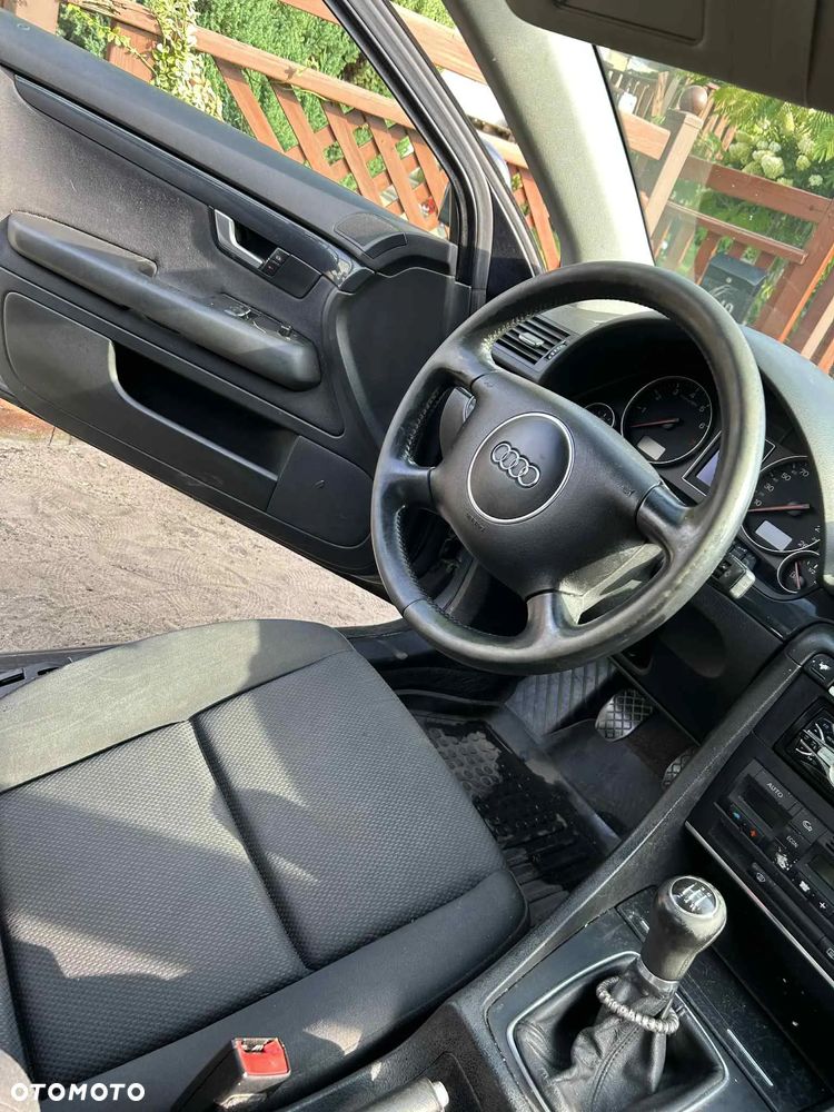 Audi A4 - 16