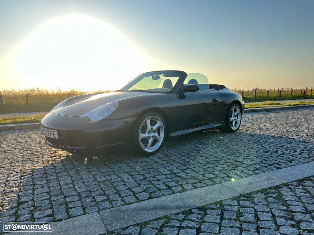 Porsche 911 (996) Carrera 4S Cabrio - 4