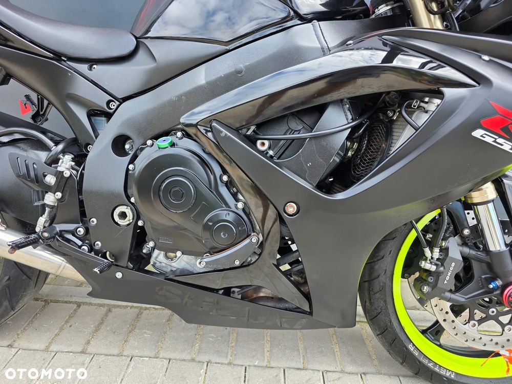 Suzuki GSX-R - 29
