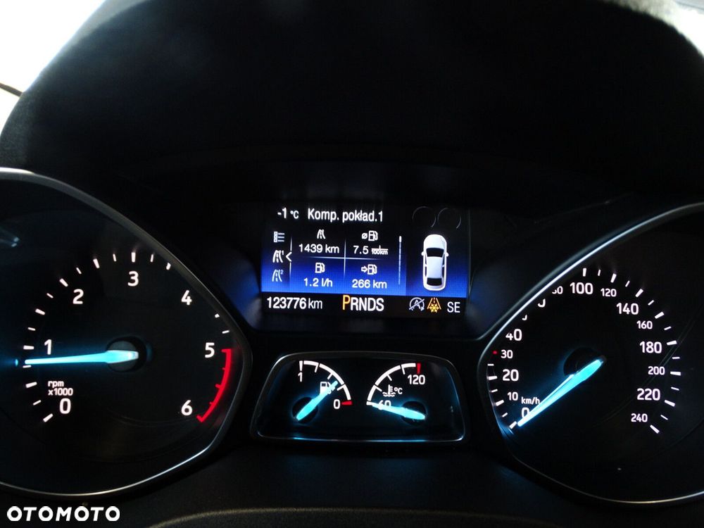 Ford Kuga - 20