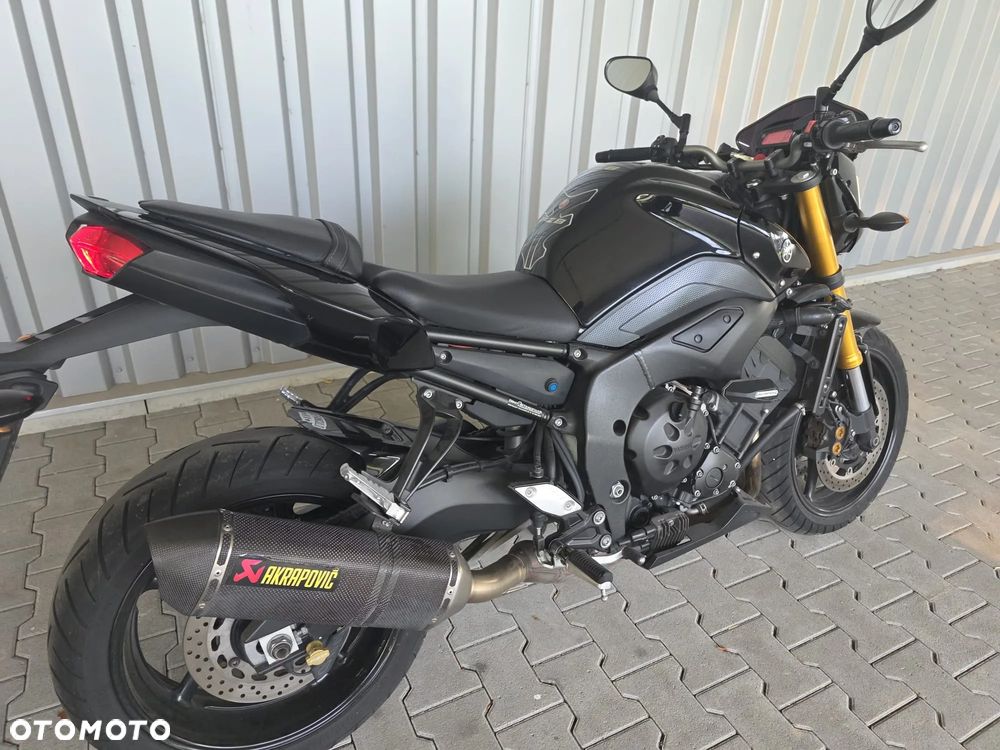 Yamaha FZ8 - 5