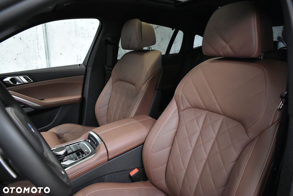 BMW X6 xDrive40i mHEV sport - 9