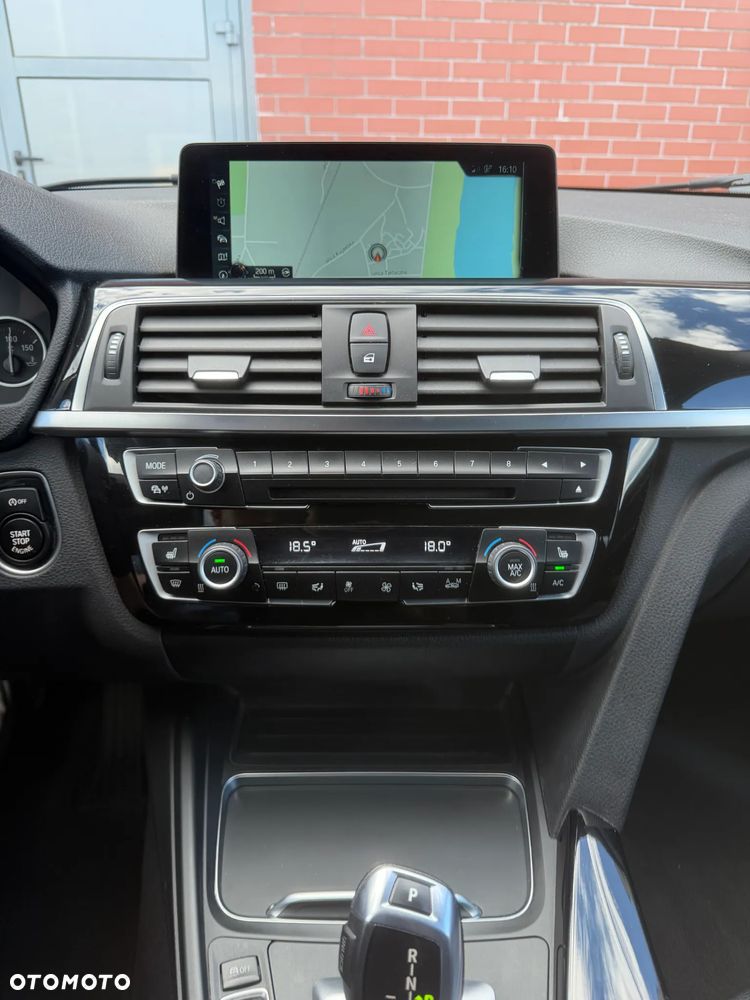 BMW Seria 3 318d Sport Line - 8