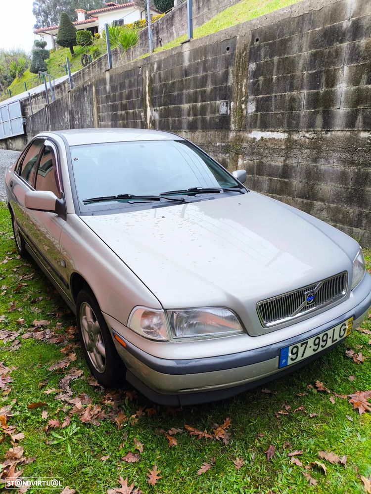 Volvo S40 1.6 - 2