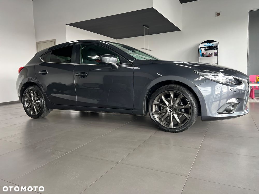 Mazda 3 - 8