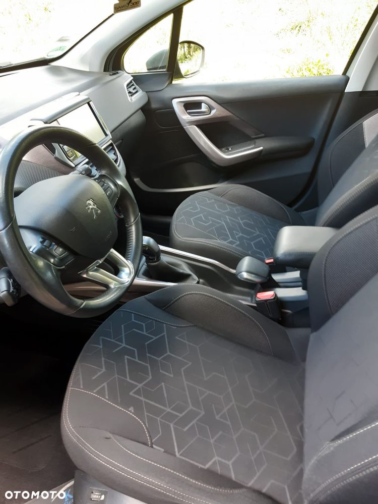 Peugeot 2008 PureTech 82 Active - 14