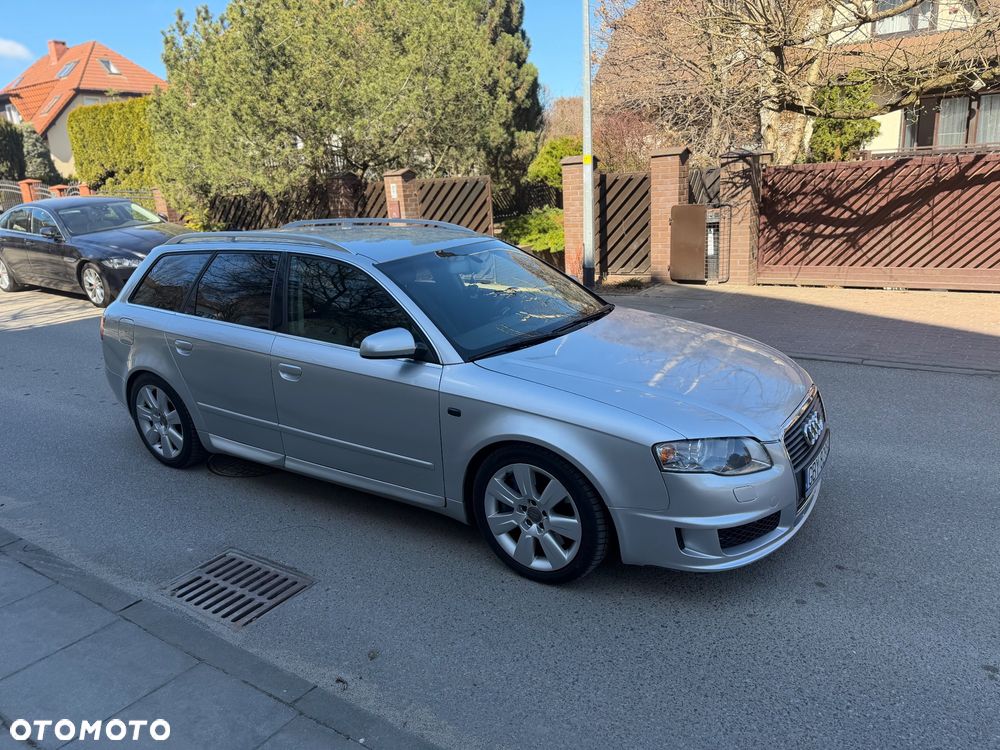 Audi A4 Avant - 4