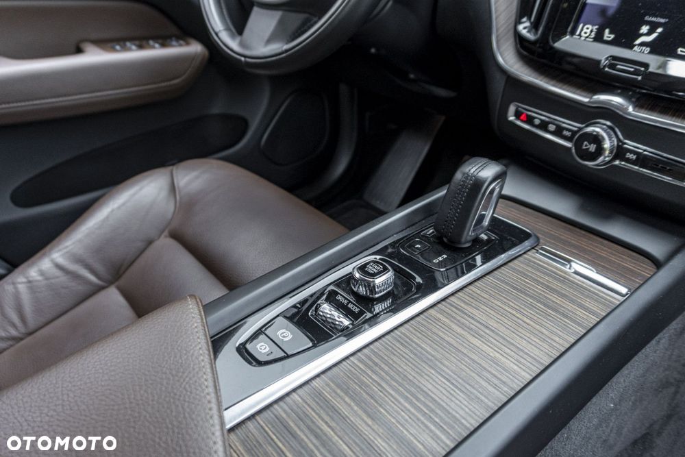Volvo XC 60 - 17