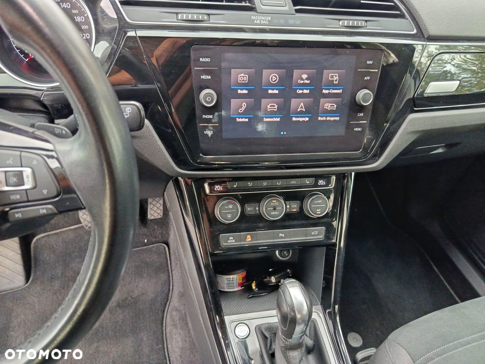 Volkswagen Touran 2.0 TDI BMT Highline DSG - 19