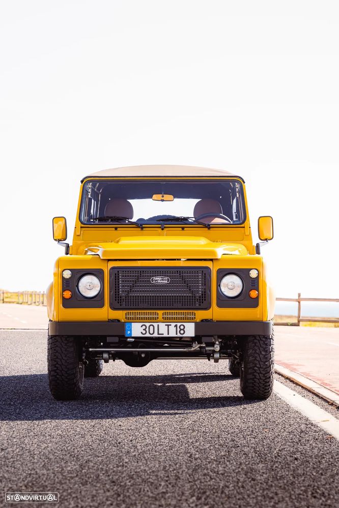 Land Rover Defender 90 SW 2.4 CRD S - 6