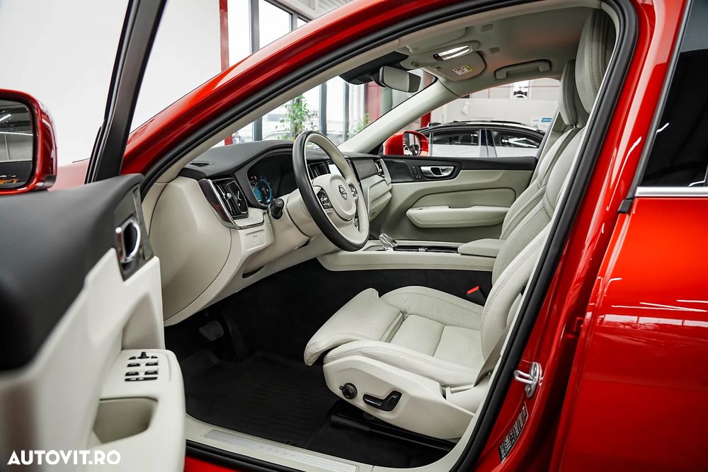 Volvo XC 60 B4 D AWD Geartronic Inscription - 4