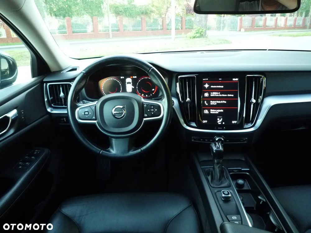 Volvo V60 D3 Drive-E Momentum - 15