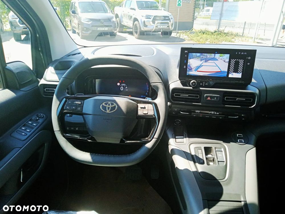 Toyota Proace City Verso 1.5 D-4D Family - 12