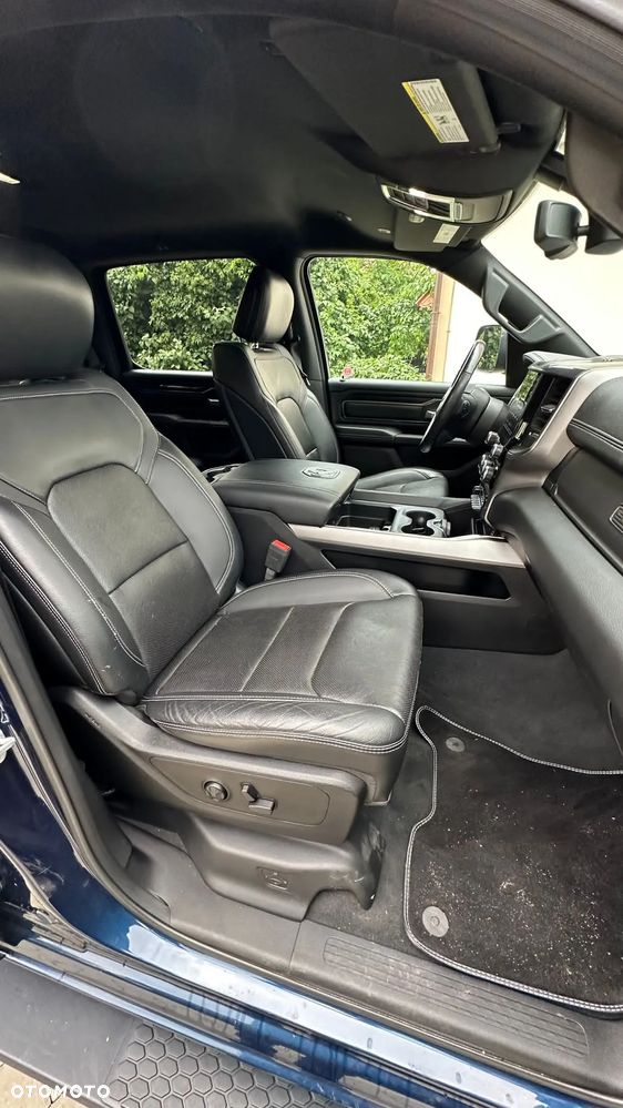 RAM 1500 Crew Cab Sport - 13