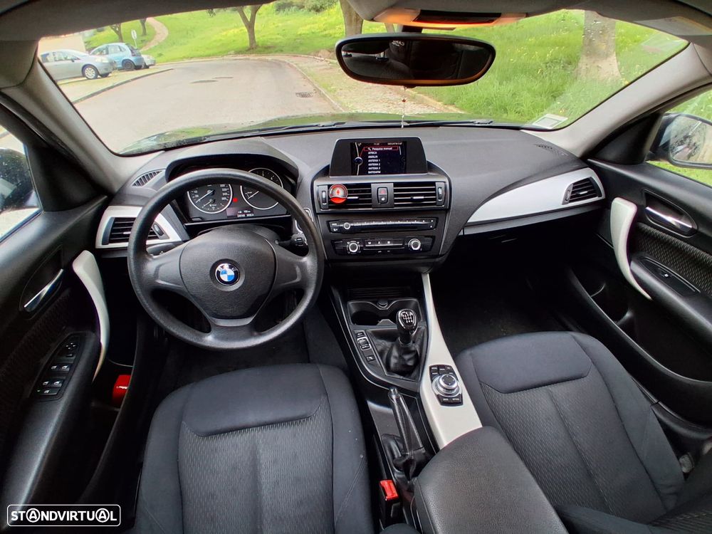 BMW 116 d EDynamics Line Urban - 23