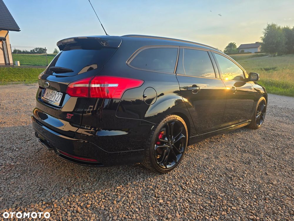 Ford Focus - 8
