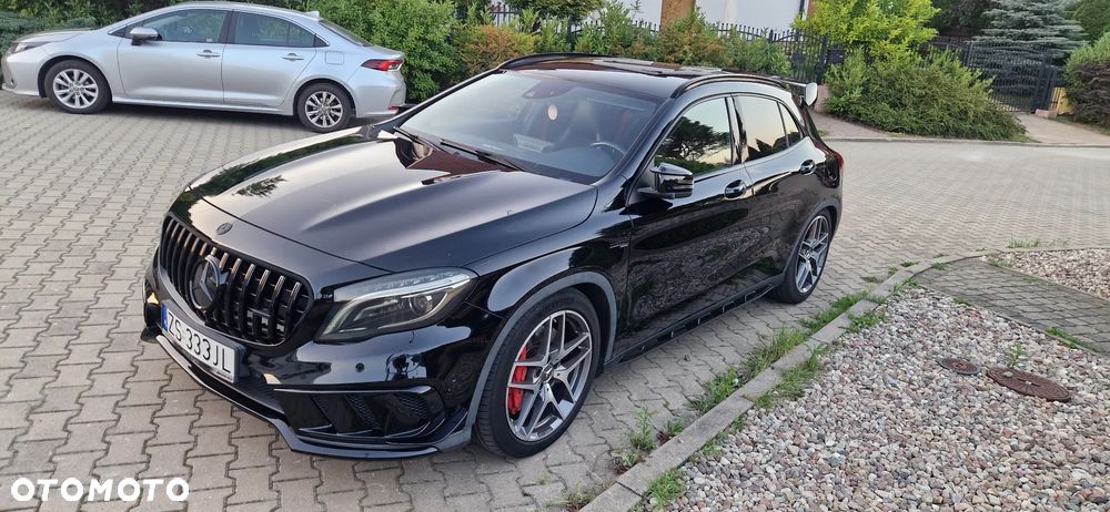 Mercedes-Benz GLA 45 AMG 4Matic 7G-DCT - 15