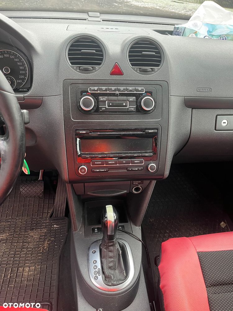 Volkswagen Caddy Maxi Comfortline DSG - 15