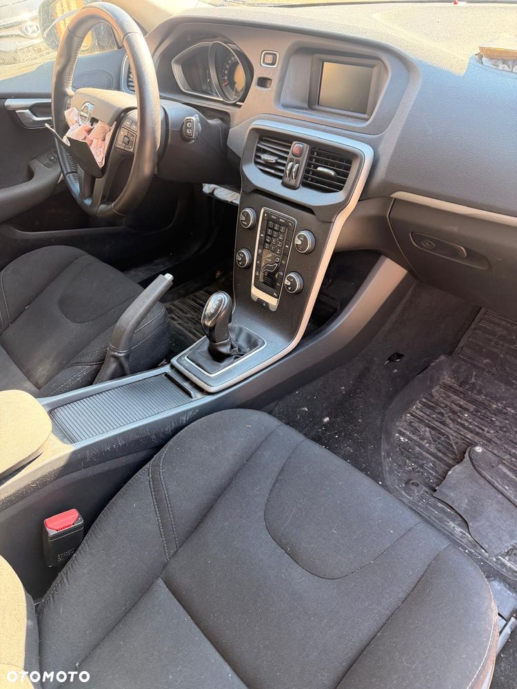 Volvo V40 T2 Geartronic - 20