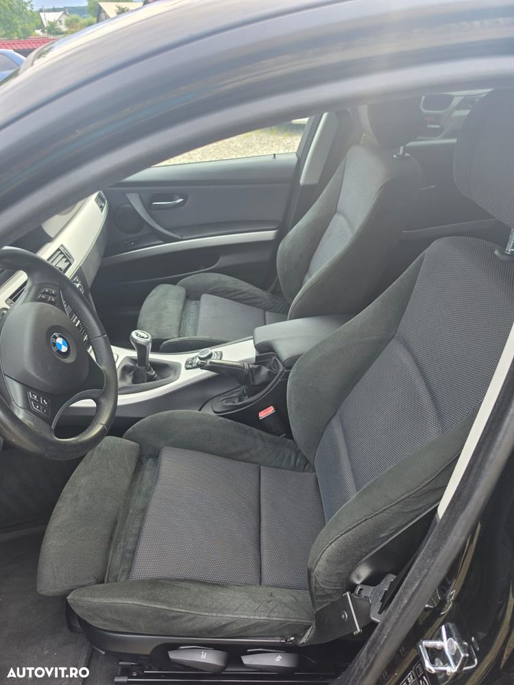 BMW Seria 3 320d - 17