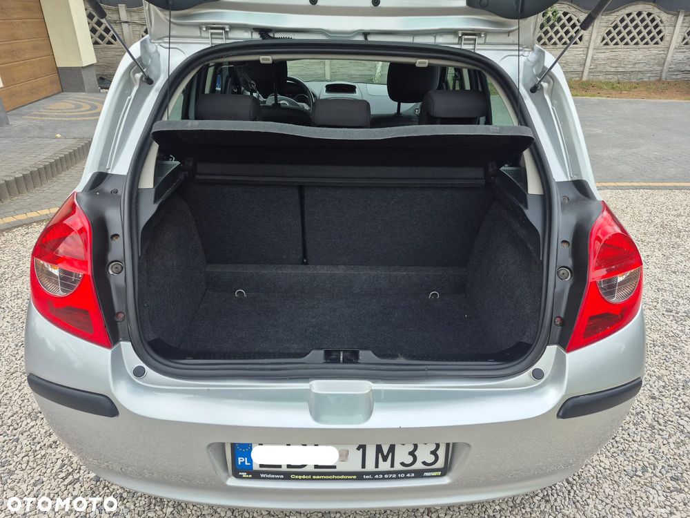 Renault Clio 1.2 16V Expression - 10