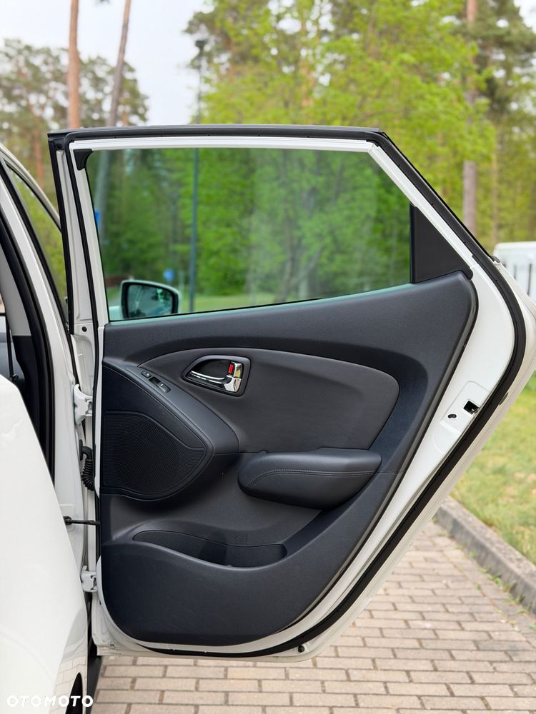 Hyundai ix35 2.0 CRDi 4WD Automatik Premium - 10