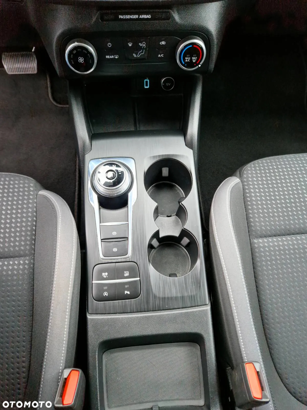 Ford Focus 1.0 EcoBoost Start-Stopp-System Titanium - 23