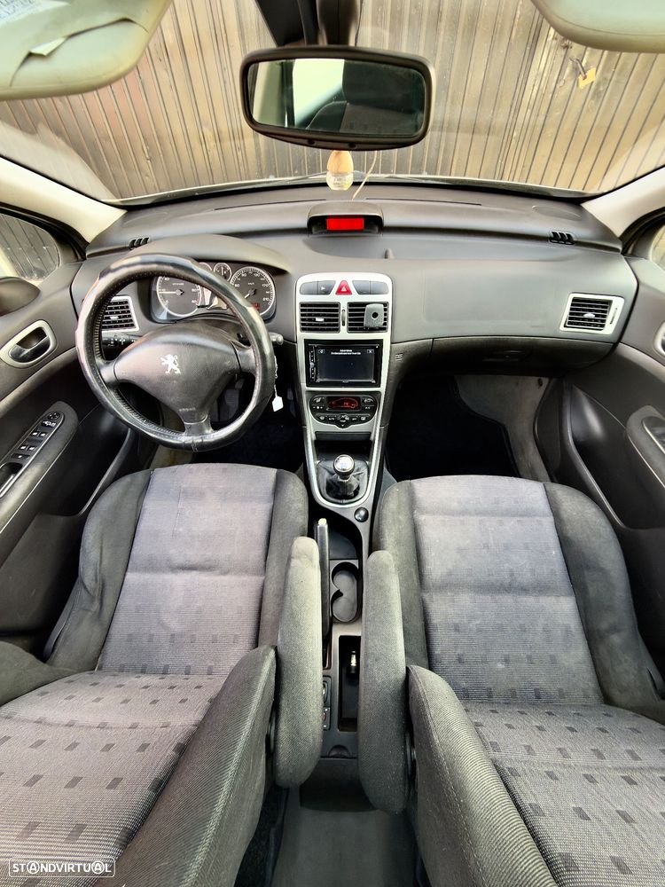 Peugeot 307 SW HDi 110 Premium - 11