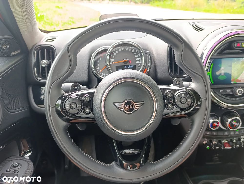 MINI Countryman Cooper SD All4 Essential Trim - 17