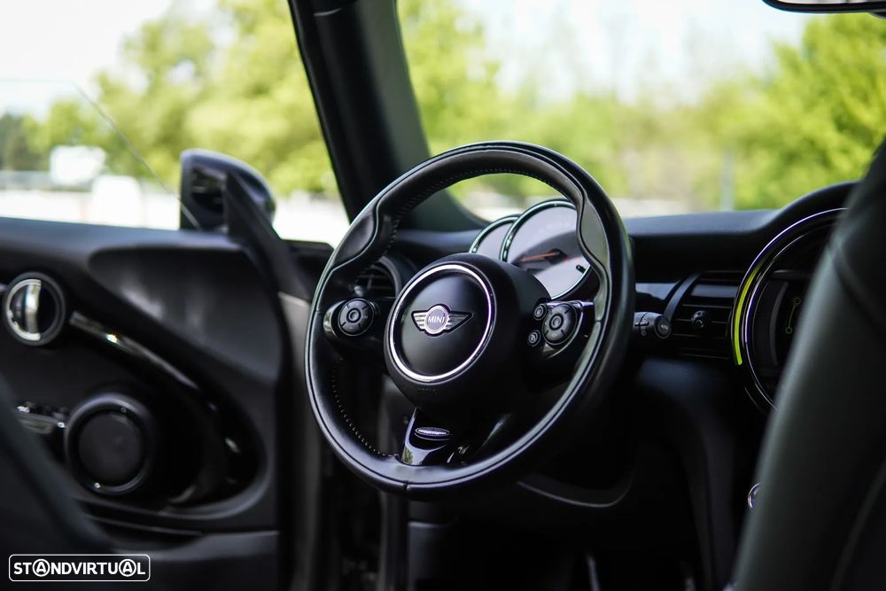 MINI 3 Portas Cooper D - 41