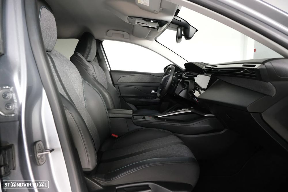 Peugeot 408 PureTech 130 EAT8 Allure - 36