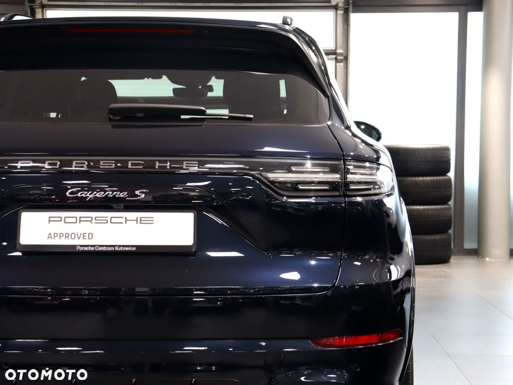 Porsche Cayenne S - 10