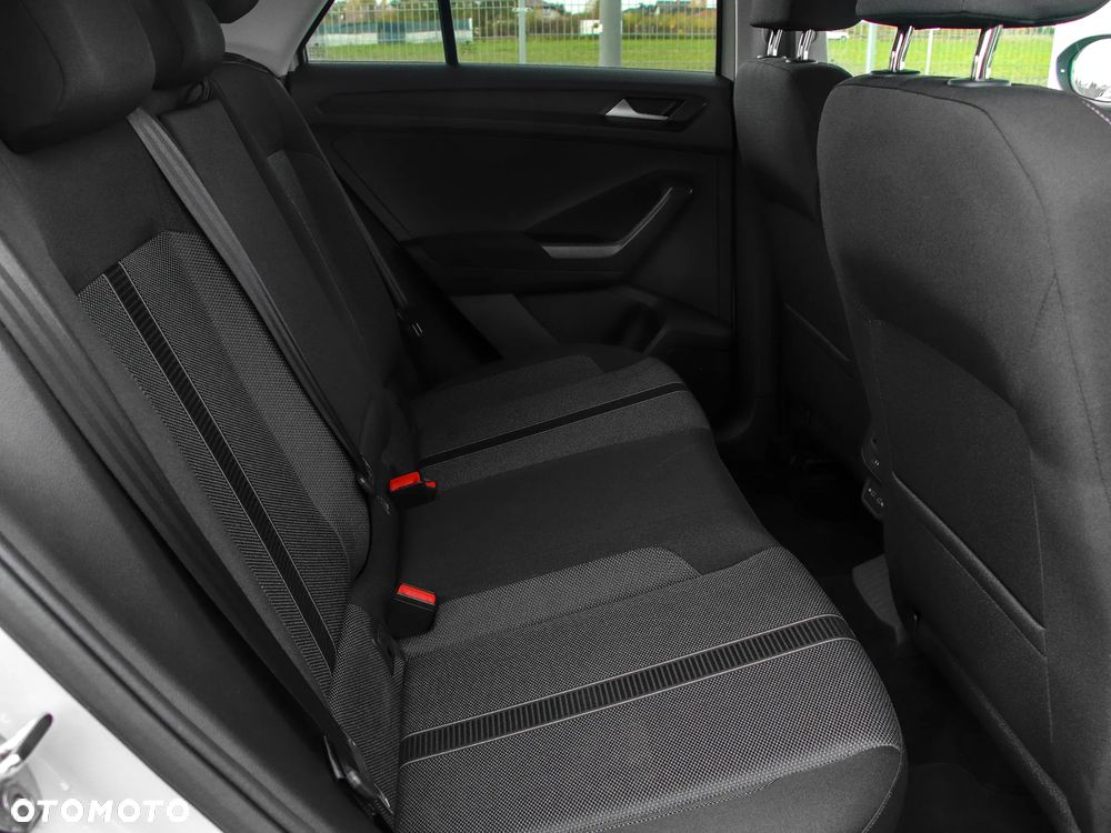 Volkswagen T-Roc 1.0 TSI Life - 12